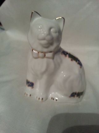 Vintage Royal Tara Fine Bone China Porcelain Cat Figurine Made In Ireland