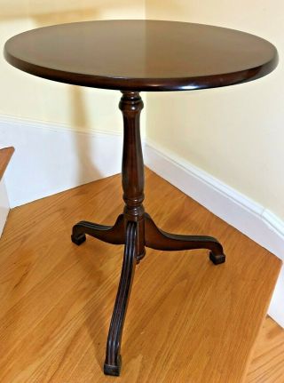 Vintage Bombay Company Tilt - Top Oval Wood Occasional Table - Chippendale