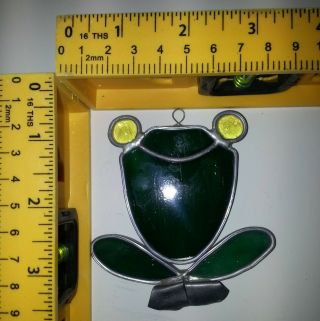 VTG HAND CRAFTED STAINED GLASS CUTE SMILING GREEN FROG 3