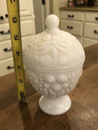 Vintage Avon Candle Votive Milk Glass Daisy Floral Footed Candy Dish w Lid 2