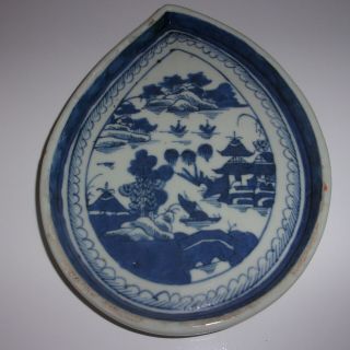 Antique Chinese Canton Blue & White Export Porcelain Plate Teardrop Shape