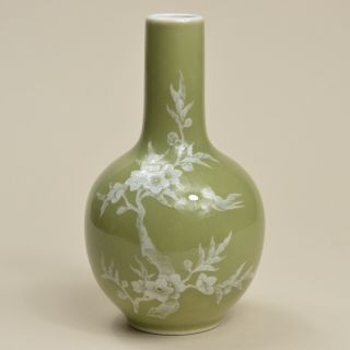 19th 20th Chinese Qing Slip Decorated Celadon Green Glaze Small Porcelain Vase 清