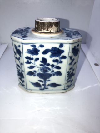 Antique Kangxi 1662 - 1722 Chinese Porcelain Tea Caddy Slight Firing Crack To Rim