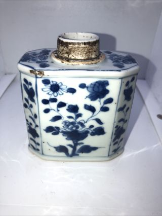 Antique Kangxi 1662 - 1722 Chinese Porcelain Tea Caddy Slight Firing Crack to Rim 2
