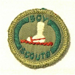 Red Ski Boy Scout Winter Sportsman Proficiency Award Badge White Back Small