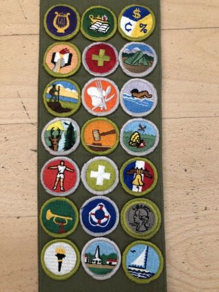 Eagle Boy Scout Merit Badge Sash With 21 Rolled Edge Merit Badges From 1970’