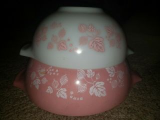 Vintage Pyrex Pink & White Gooseberry Cinderella Nesting Bowls 443 & 444