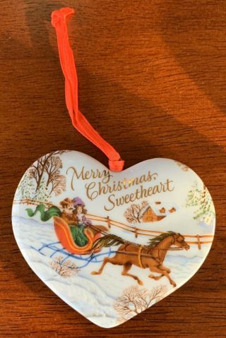 Vtg.  Fine Porcelain 1991 Hallmark Keepsake Ornament “merry Christmas Sweetheart”