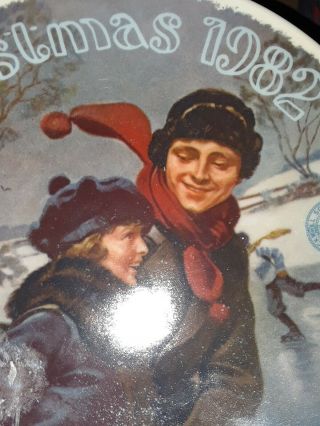 Knowles Norman Rockwell Christmas Courtship 1982 Plate W/ Papers & Box