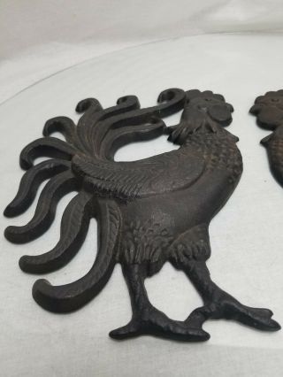 Vintage Cast Iron Rooster Plaque Rustic Hanging Wall Country Chicken Americana 3
