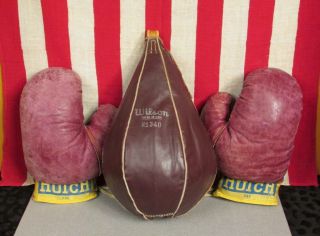 Vintage Wilson Leather Boxing Punching Speed Bag & Hutch Boxing Gloves