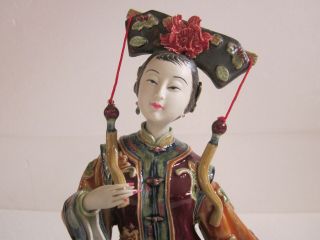Shiwan Chinese Porcelain Figurine Oriental Lady 2