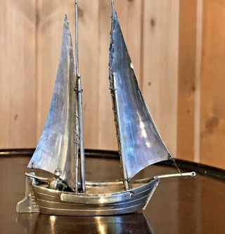 Very Well Crafted Miniature Silver Chinese Boat/Junk 2