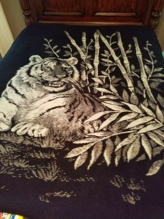 Vintage San Marcos Blanket Of A Tiger Laying In Bamboo 66 X 84 Huge