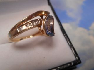 VINTAGE 10K YELLOW GOLD ROUND AND BAGUETTE CUT DIAMONDS RING 3