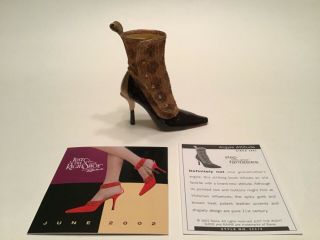 Willitts Designs “just The Right Shoe” By Raine Item 25319 Argyle Attitude