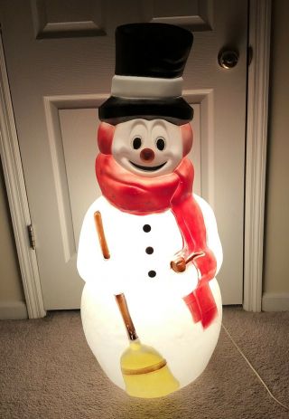 Frosty The Snowman Blow Mold Vintage Lighted Christmas Carrot Broom 40” Light Up
