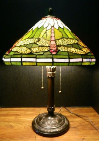 Vintage Tiffany Style Stained Glass Dragonfly Table Lamp 22.  25 " X 16.  75 " V.  Good
