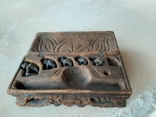 ANTIQUE ELEPHANT ENGRAVED WOODEN BOX WITH METAL ELEPHANTS OPIUM SCALE WEIGHTS 2