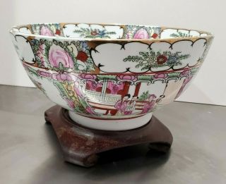 Chinese Rose Medallion Porcelain Center Bowl With Wood Stand