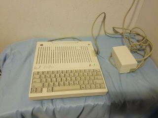 Vintage Apple Iic 2c Computer System A2s4000 With Power Supply Box Model A2m4017