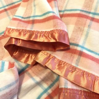 Satin Trim Vintage Acrylic Blanket Pink Blue Plaid Full Queen Size 72 X 90 "