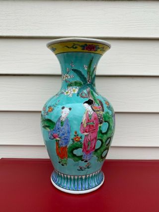 Antique Chinese Five - Colored Porcelain Vase,  Late Qing Dynasty (late 19th C)