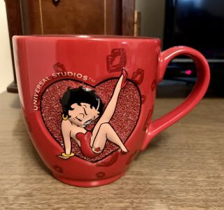 Betty Boop Universal Studios 24 Ounce Valentine Mug