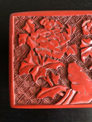 VTG Antique Chinese Carved Red Cinnabar Lacquer Jewelry Snuff Box Peony Flowers 3