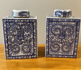 SET OF 2 Vintage Chinese Blue & White Porcelain Tea Jars Caddy w Lids 2