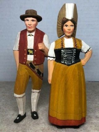Vintage Hand Carved Huggler Wyss Brienz Man And Woman In Traditional Dress
