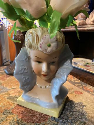 Vintage Large Lady Head Vase (tiny Chips On The Back)