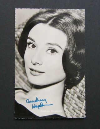 Orig.  Vintage Postcard Audrey Hepburn Hand Signed (no Reprint)