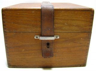 Voltamp Battery No.  10 " Crown " Montgomery Ward Antique Wood Box