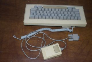Vintage Apple Macintosh 128k/512k Keyboard M0110 And Mouse M0100