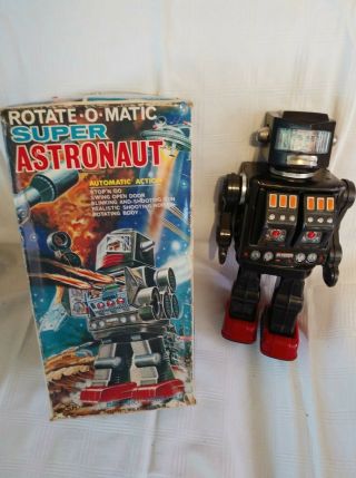 Vintage Japanese S.  H.  Horikawa Toy Rotate - O - Matic Astronaut Tin Robot