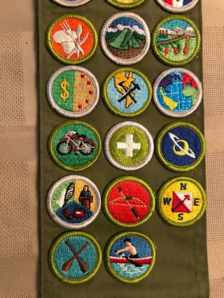 Vintage Boy Scout Merit Badge Sash With 26 Badges 1961 - 1971 Type H Sash 6