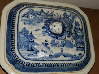18th Century Antique Chinese Blue And White Tureen and Cover Export Porcelain 2