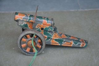Vintage Wind Up Litho Army Litho Cannon / Gun Tin Toy,  Japan 2