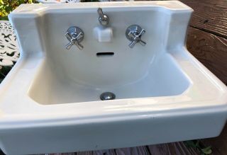 Antique Shelfback Console Sink With Integral Faucet