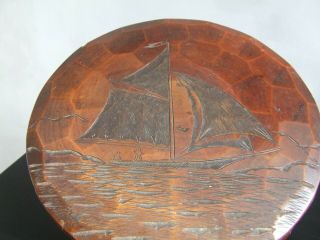 CHINESE ANTIQUE CARVING OF A JUNK ON JEWELLERY BOX 3
