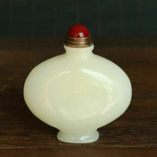 Chinese White Jade Hand - Carved Exquisite Snuff Bottles 20254