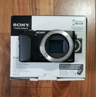 Sony Alpha Nex - 3n 16.  1mp Aps - C Camera,  Vintage 50mm F2 Prime Lens,  Md Adapter