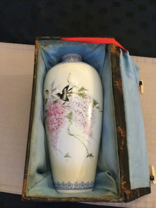 Vintage Chinese Eggshell Porcelain Vase Birds Kingfisher Starling 24cm High Box