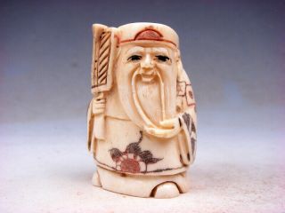 Japanese Highly Detailed Hand Carved Netsuke Old Man Holds Fan 07011901