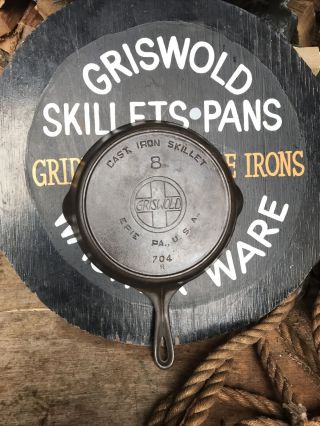 Vtg Griswold Erie Cast Iron No.  8 Slant Logo Skillet W/ Heat Ring - 704 R Smooth