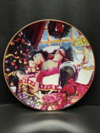 Avon 2000 Christmas Dreams By Mike Wimmer Porcelain Plate Trimmed In 22k Gold