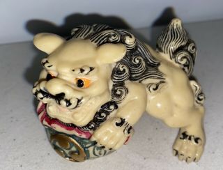 Unusual Vintage Small Chinese Foo Dog Carved Statue Sculpture Sw2