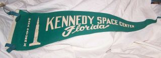 Vintage 1967 - 1973 Kennedy Space Center Florida Nasa Saturn V Felt Pennant 26 "