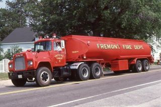 Fremont Nh Tanker 5 1975 Mack R Tractor Trailer Tanker - Fire Apparatus Slide